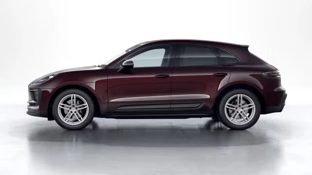 2026 Porsche Macan - Image 11 of 31