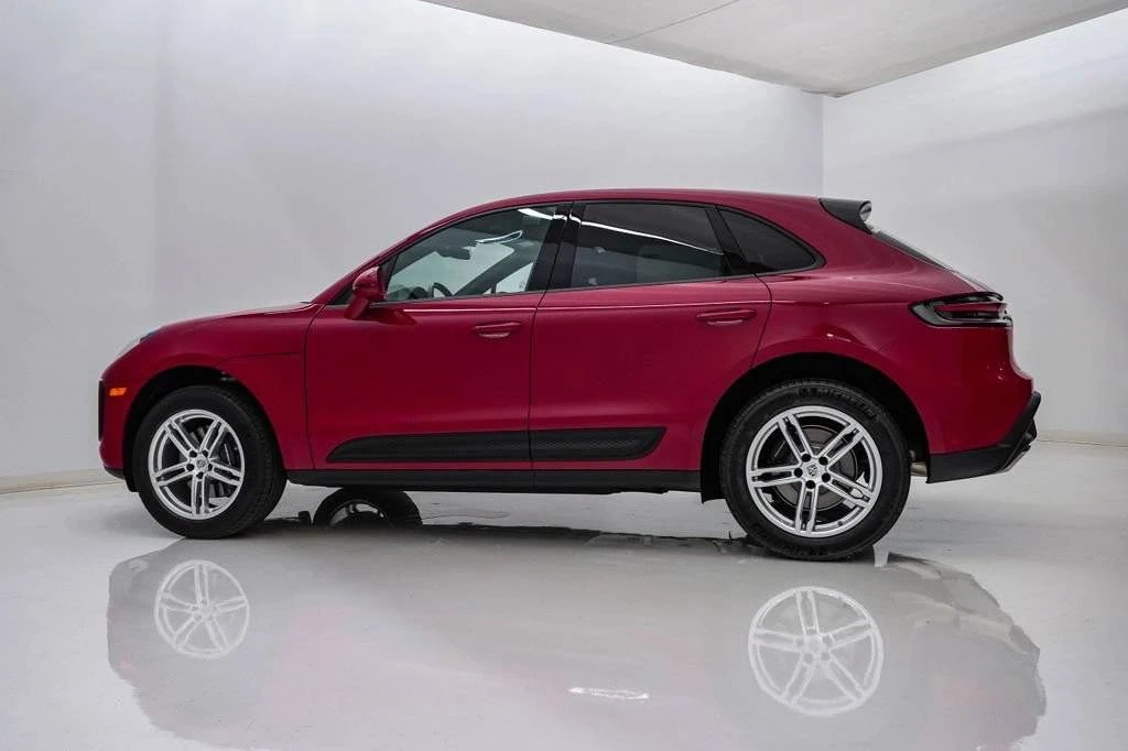 2026 Porsche Macan Electric - Image 2 of 5