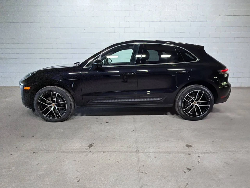 2026 Porsche Macan Electric - Image 2 of 5