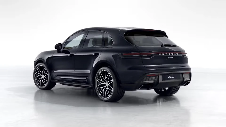 2026 Porsche Macan - Image 19 of 31