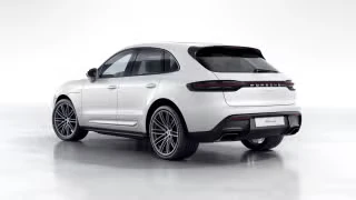 2026 Porsche Macan - Image 17 of 31
