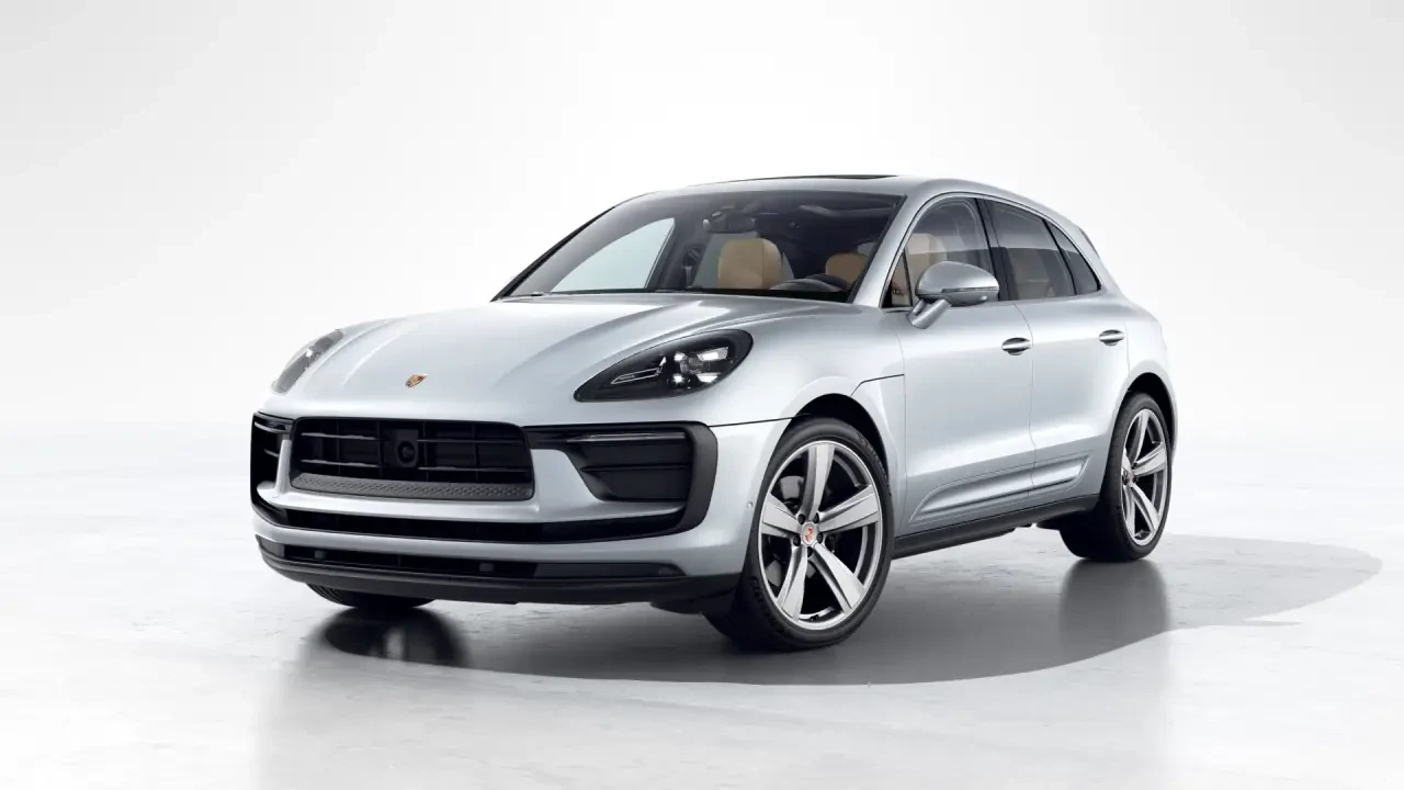 2026 Porsche Macan - Image 8 of 31