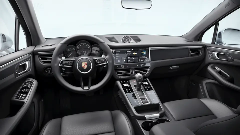 2026 Porsche Macan - Image 31 of 31