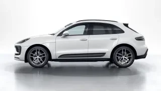 2026 Porsche Macan - Image 13 of 31