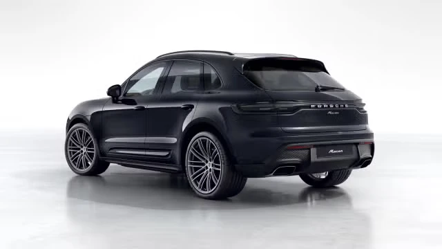 2026 Porsche Macan - Image 18 of 31
