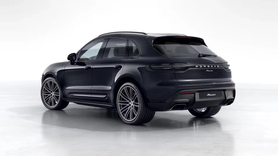 2026 Porsche Macan - Image 19 of 31