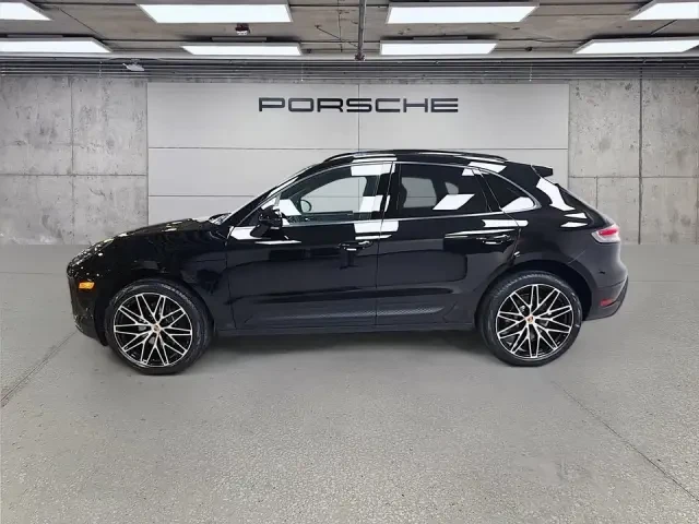 2026 Porsche Macan Electric - Image 14 of 31