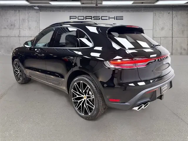 2026 Porsche Macan Electric - Image 22 of 31