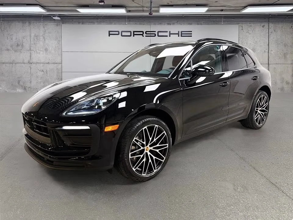 2026 Porsche Macan Electric - Image 3 of 31