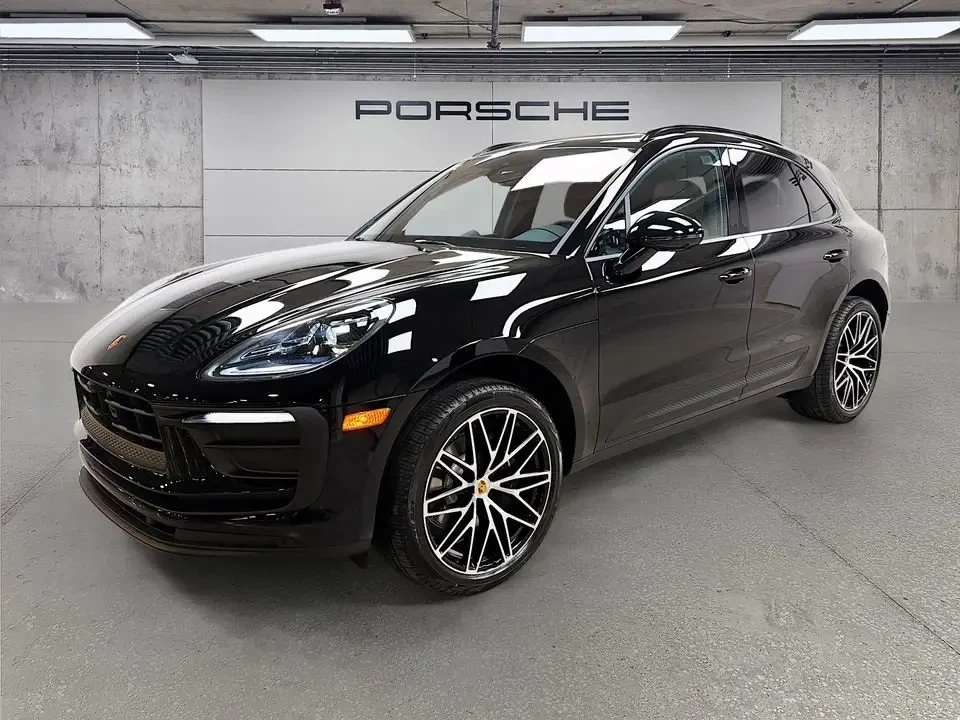2026 Porsche Macan Electric - Image 7 of 31