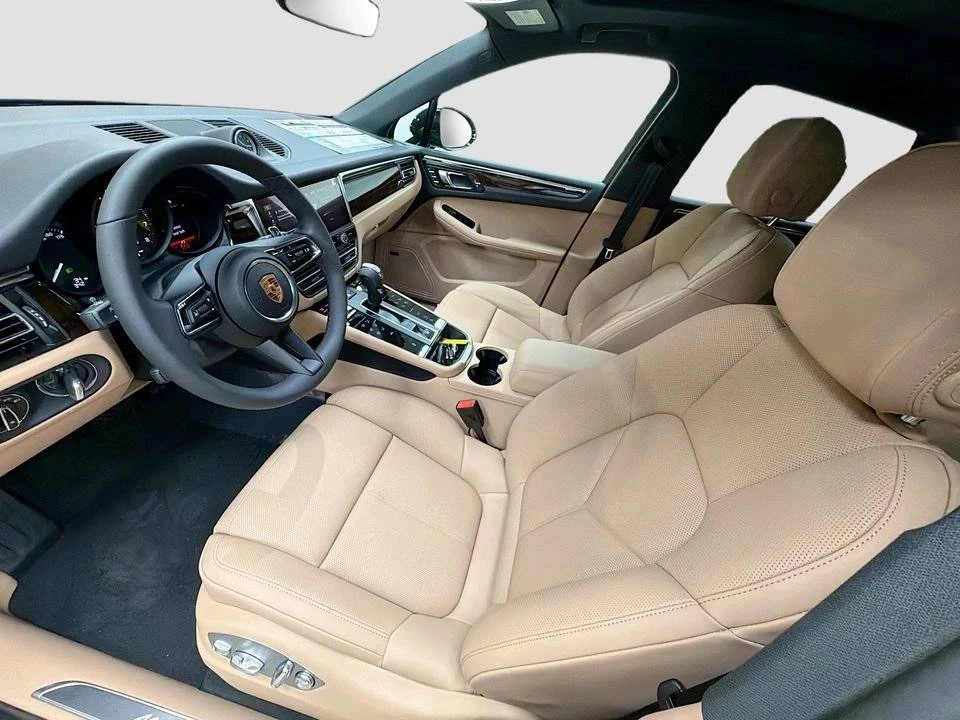 2026 Porsche Macan Electric - Image 5 of 5