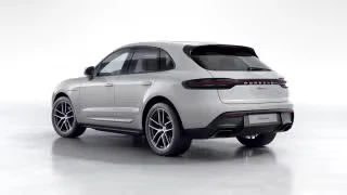 2026 Porsche Macan - Image 17 of 31