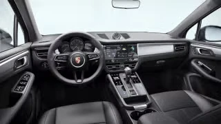 2026 Porsche Macan - Image 25 of 31