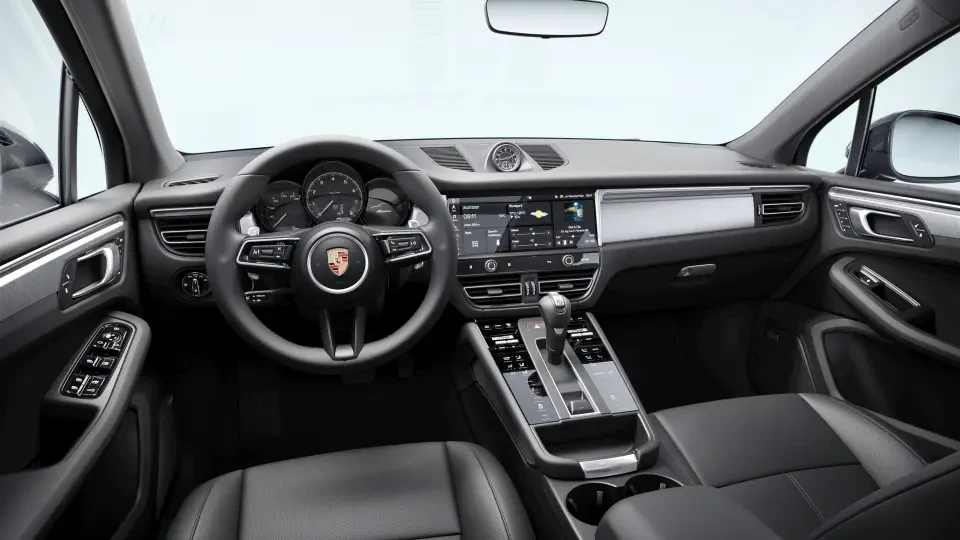 2026 Porsche Macan - Image 31 of 31
