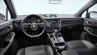 2026 Porsche Macan - Image 29 of 31