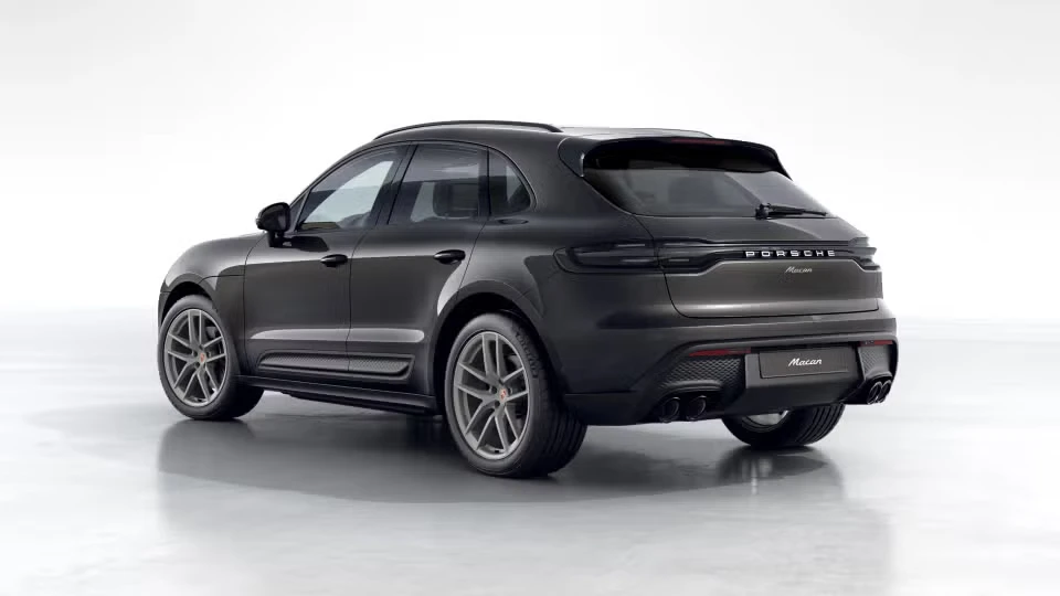 2026 Porsche Macan - Image 19 of 31