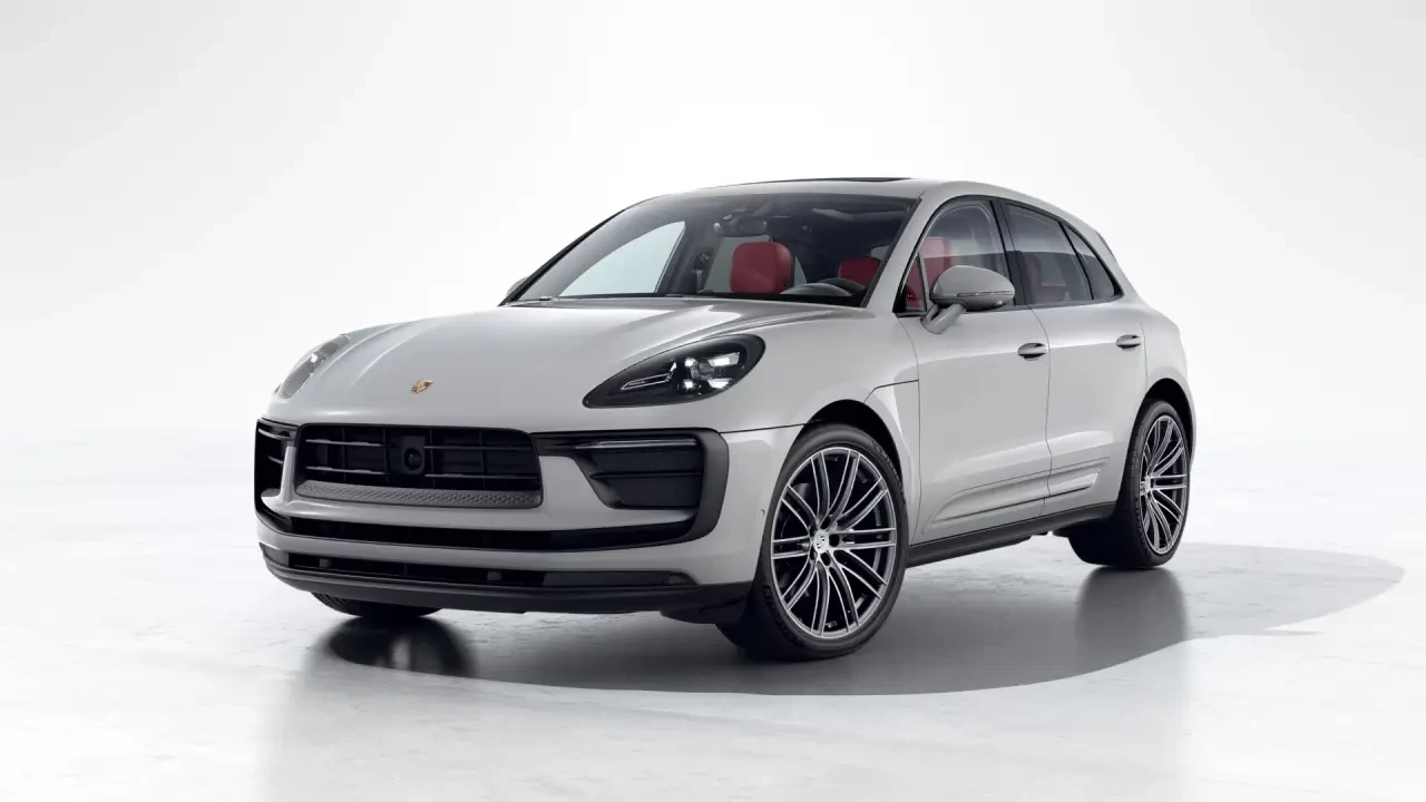 2026 Porsche Macan - Image 8 of 31