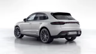 2026 Porsche Macan - Image 17 of 31