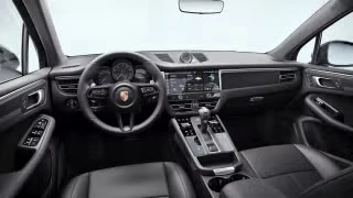 2026 Porsche Macan - Image 25 of 31