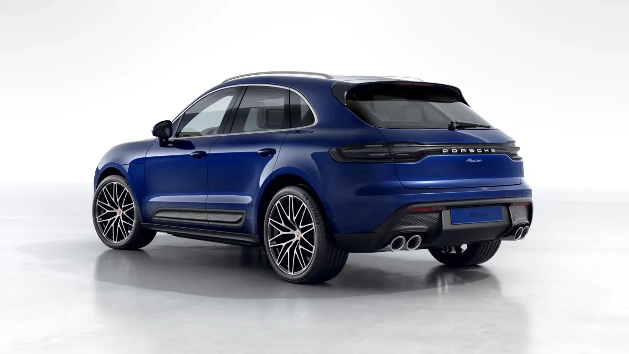2026 Porsche Macan - Image 24 of 31
