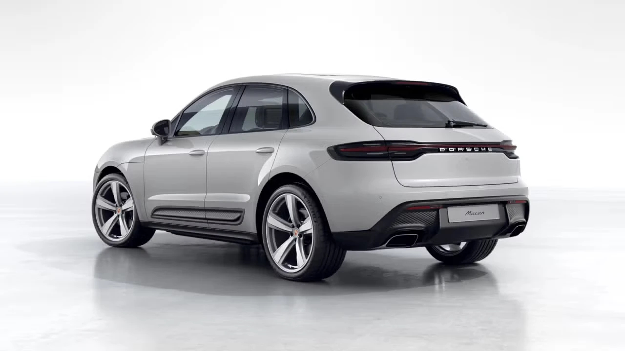 2026 Porsche Macan - Image 20 of 30