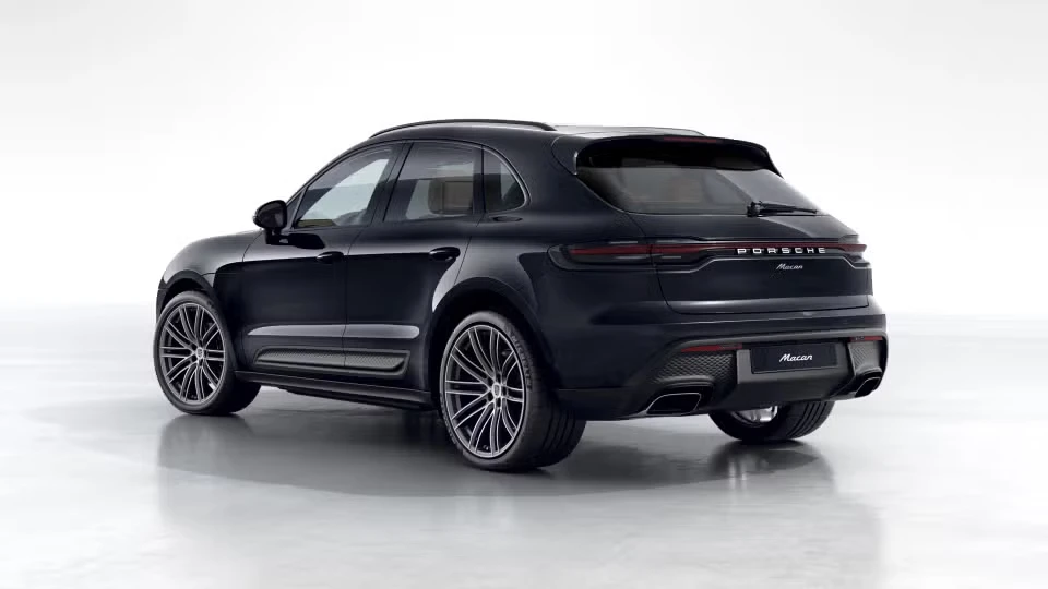 2026 Porsche Macan - Image 19 of 30