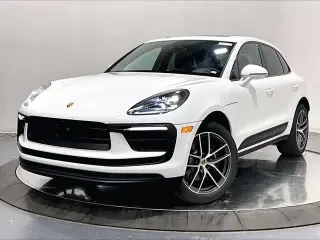 2026 Porsche Macan Electric - Image 5 of 31