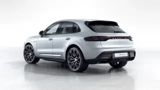 2026 Porsche Macan - Image 21 of 30