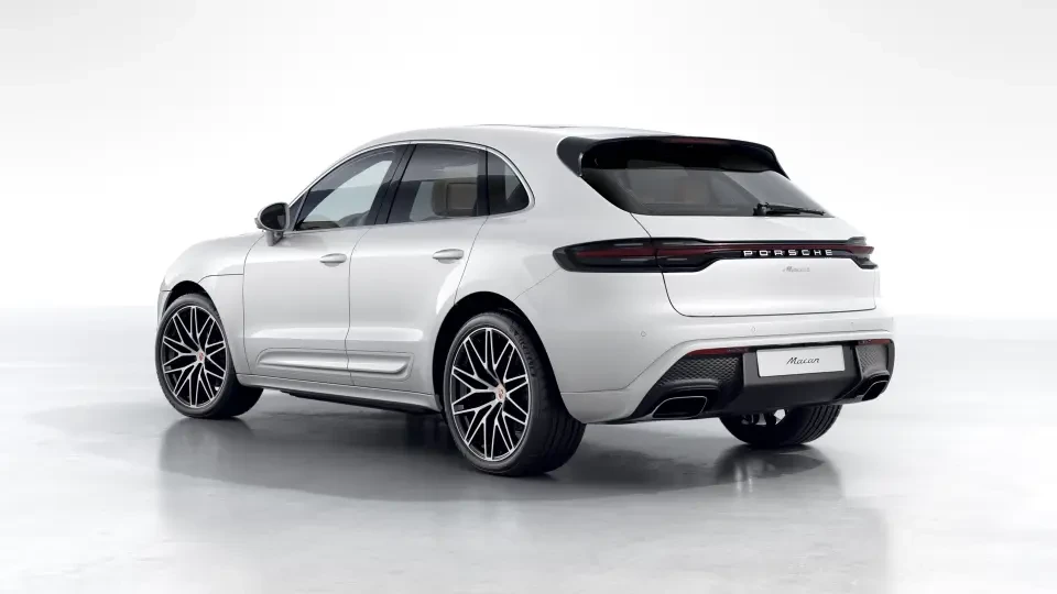 2026 Porsche Macan - Image 23 of 30