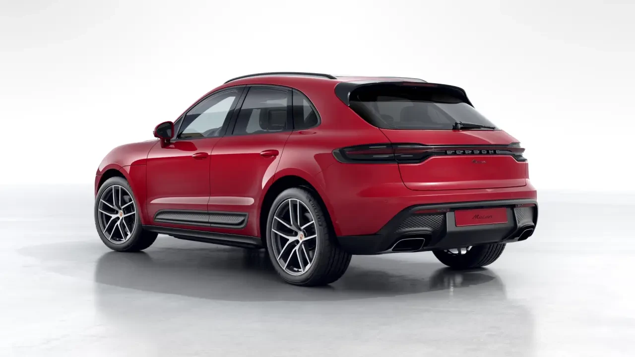 2026 Porsche Macan - Image 24 of 30