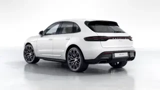 2026 Porsche Macan - Image 21 of 30