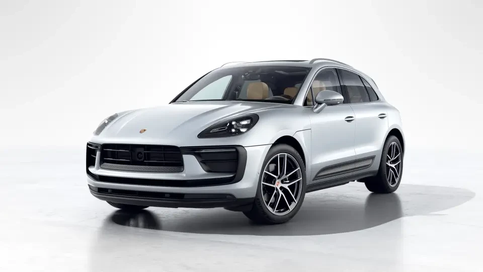 2026 Porsche Macan - Image 7 of 30