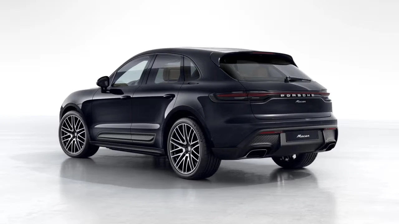 2026 Porsche Macan - Image 20 of 30