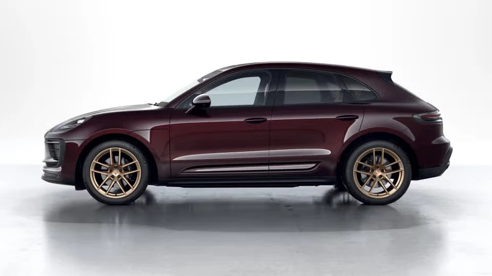 2026 Porsche Macan - Image 11 of 30