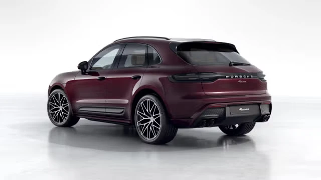 2026 Porsche Macan - Image 18 of 30