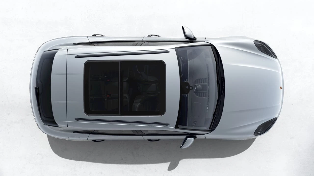 2026 Porsche Macan Electric - Image 5 of 10