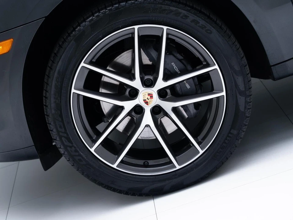 2026 Porsche Macan - Image 12 of 31