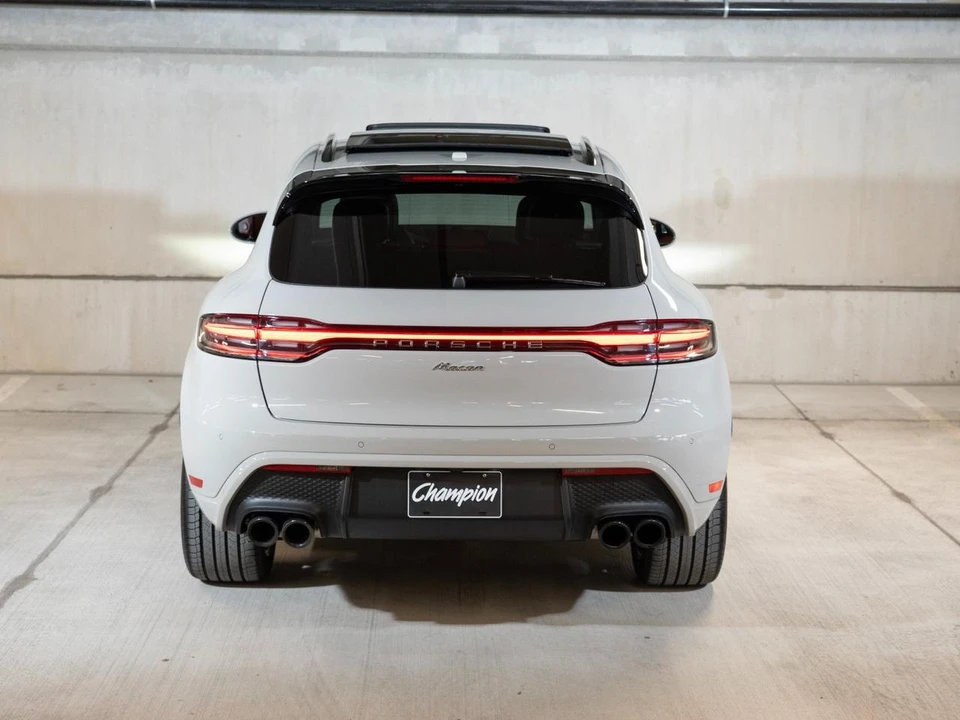 2026 Porsche Macan - Image 10 of 27