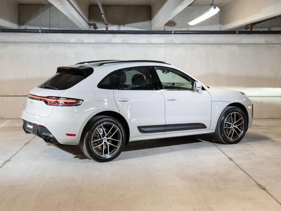 2026 Porsche Macan - Image 9 of 27