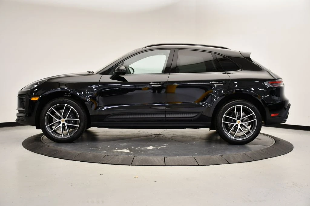 2026 Porsche Macan Electric - Image 2 of 31