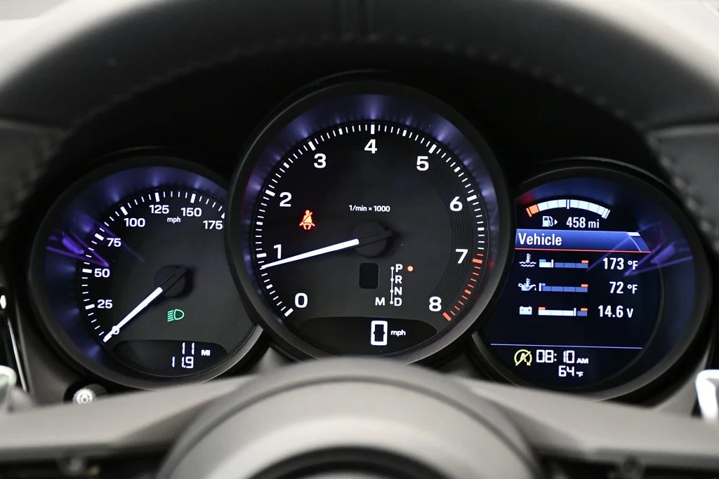 2026 Porsche Macan Electric - Image 30 of 31