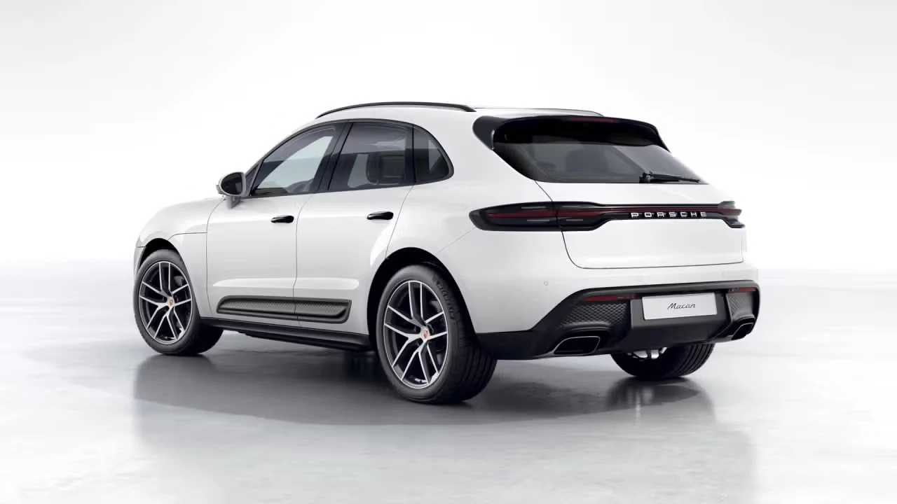 2026 Porsche Macan - Image 20 of 30