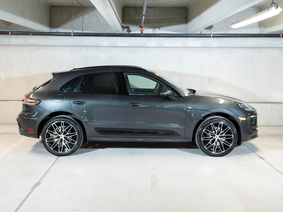 2026 Porsche Macan Electric - Image 8 of 29