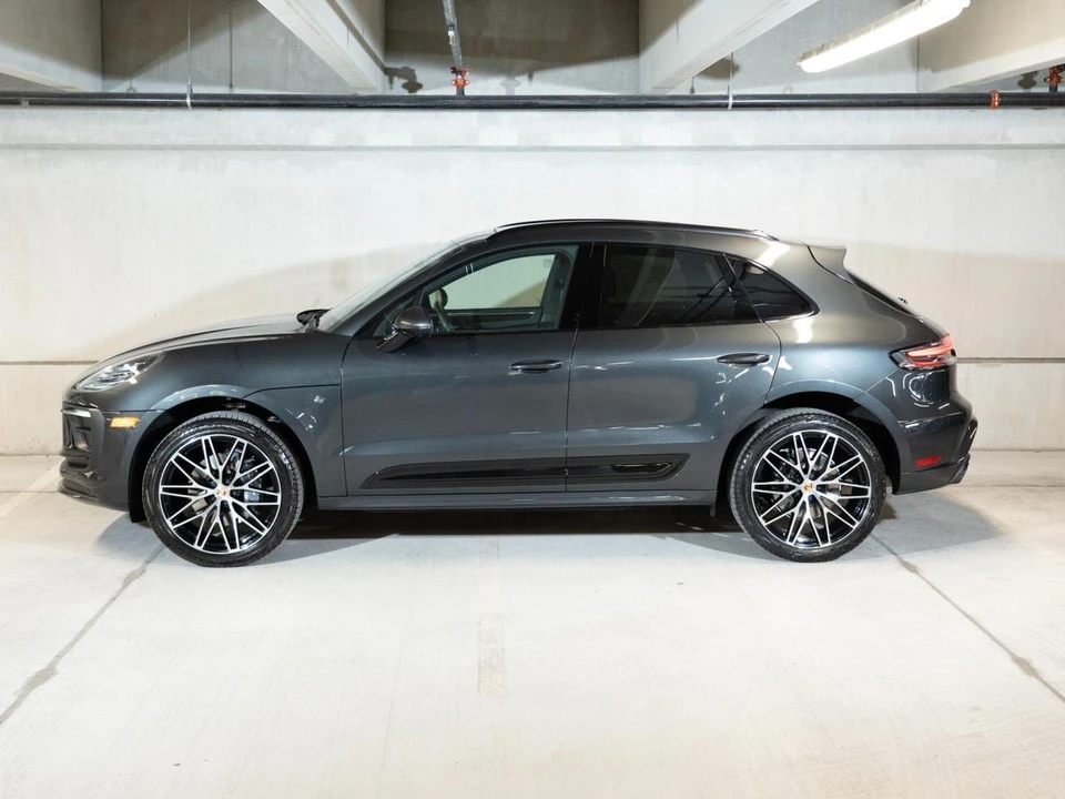 2026 Porsche Macan Electric - Image 3 of 29