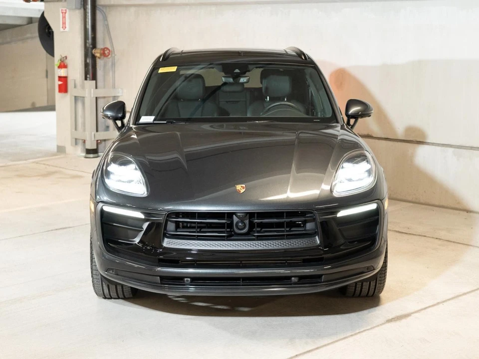 2026 Porsche Macan Electric - Image 6 of 29