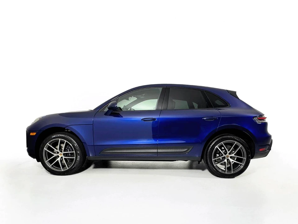 2026 Porsche Macan Electric - Image 2 of 5