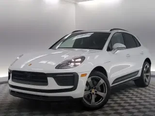 2026 Porsche Macan - Image 5 of 31