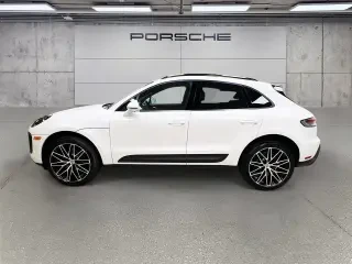 2026 Porsche Macan Electric - Image 13 of 31