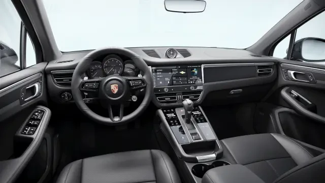 2026 Porsche Macan - Image 30 of 31