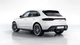 2026 Porsche Macan - Image 21 of 31